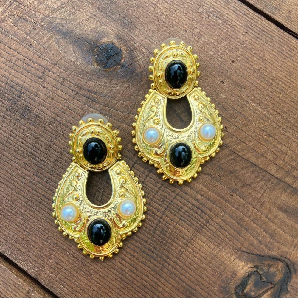 Vintage Gold Tone Faux Pearl Earrings